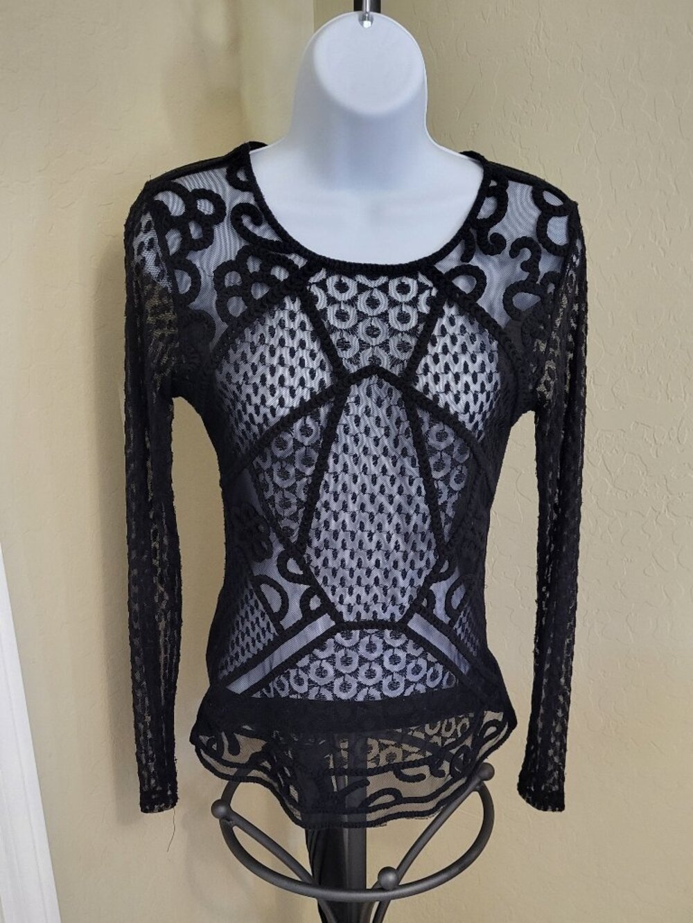 H&M Lace front top